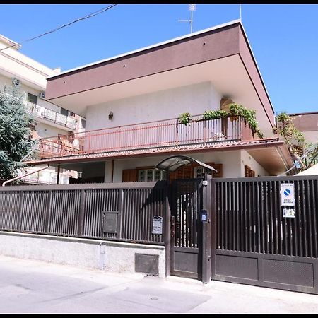Il Villino Apartments Bari Exterior foto